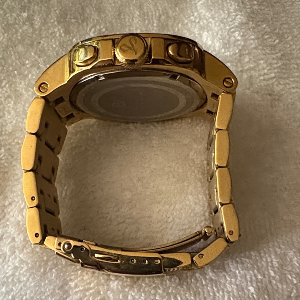 Gold Men's Luxury Watch - Picture 3 of 5